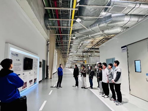商學院黨委第九黨支部與共建單位開展聯合主題黨日活動