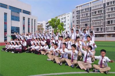 柳州市龍城中學教育集團學區生報名公告