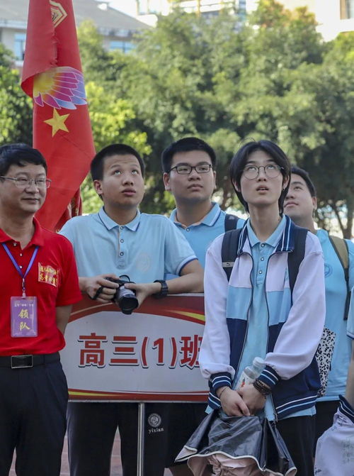 桂林逸仙中學舉行2021年高考出征儀式