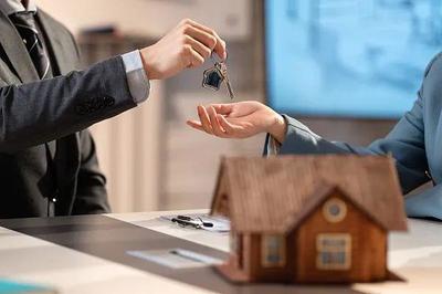 規(guī)范房地產經紀服務，為中國經濟高質量發(fā)展騰挪空間